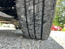 フラットロー　１．５ｔ　ＡＴ車　ディーゼルターボ　荷台内寸　長さ３０７０ｍｍ　幅１６００ｍｍ　ナビ　ＥＴＣ　バックカメラ　ドライブレコーダー　３人乗り　１．５トン　１．５トントラック　平ボディ　アイドリングストップ（64枚目）