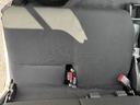 納車時には、国の認可を受けた整備工場にて点検・整備を実施し、不具合箇所を修理した上で、整備記録簿を発行いたします。またオイル、オイルフィルターにつきましては無条件で新品に交換いたします。