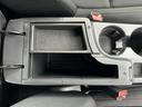 納車時には、国の認可を受けた整備工場にて点検・整備を実施し、不具合箇所を修理した上で、整備記録簿を発行いたします。またオイル、オイルフィルターにつきましては無条件で新品に交換いたします。