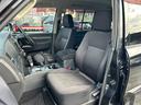 納車時には、国の認可を受けた整備工場にて点検・整備を実施し、不具合箇所を修理した上で、整備記録簿を発行いたします。またオイル、オイルフィルターにつきましては無条件で新品に交換いたします。