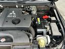 納車時には、国の認可を受けた整備工場にて点検・整備を実施し、不具合箇所を修理した上で、整備記録簿を発行いたします。またオイル、オイルフィルターにつきましては無条件で新品に交換いたします。