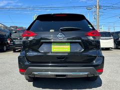 納車時には、国の認可を受けた整備工場にて点検・整備を実施し、不具合箇所を修理した上で、整備記録簿を発行いたします。またオイル、オイルフィルターにつきましては無条件で新品に交換いたします。 6