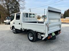 納車時には、国の認可を受けた整備工場にて点検・整備を実施し、不具合箇所を修理した上で、整備記録簿を発行いたします。またオイル、オイルフィルターにつきましては無条件で新品に交換いたします。 7