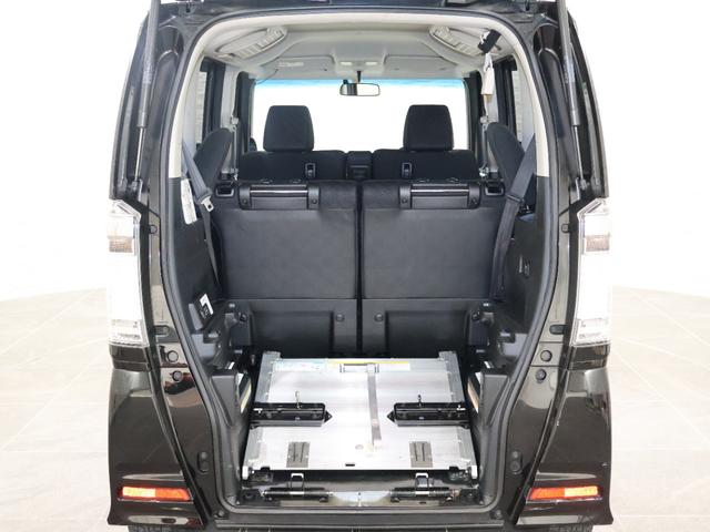 Ｎ－ＢＯＸ＋カスタム Ｇ車いす仕様車　車いす仕様車　純正ナビ　Ｂカメラ　ＥＴＣ　福祉車両　ＤＶＤ再生　ＥＳＣ　バックカメラ　スマートキー　ＡＢＳ　盗難防止システム　オートエアコン　アイドリングストップ　ベンチシート（8枚目）