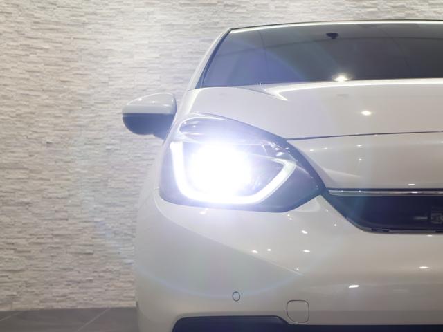 フィット ホーム　レンタアップ　純ナビ　フルセグ　Ｂカメ　前後ソナー　ＥＳＣ　バックモニター　オートエアコン　盗難防止システム　ＬＥＤヘッドランプ　追突軽減ブレーキ　オートライト　スマートキー　整備記録簿　ＡＢＳ（30枚目）
