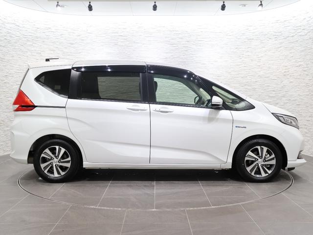 フリードハイブリッド ハイブリッド・Ｇホンダセンシング　純正ナビ　フルセグ　ＥＴＣ　前後ドラレコ　両電動ドア　サポカー　Ｓヒーター　両席エアバック　記録簿付　サイドエアバッグ　ドライブレコ　地デジＴＶ　リアカメラ　横滑防止　オートクルーズコントロール（33枚目）