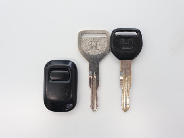 アクティバン プロＡ　純オーディオ　後席フルフラット　ハロゲン　運転席助手席エアバッグ　ＡＣ　エアバック　両側スライド　ＰＳ　リモコンキー（23枚目）