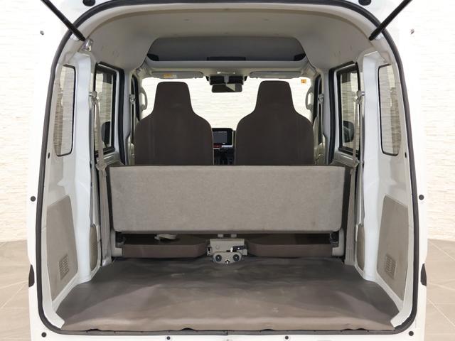 エブリイ ＰＣリミテッド　純ＳＷあり　社外ナビ　ハイルーフ　４ＷＤ　衝突軽減　パワーウィンドゥ　盗難警報装置　両側手動スライドドア　助手席エアバッグ　横滑り防止装置　運転席エアバッグ　リモコンキー　マニュアルエアコン　ＡＢＳ（13枚目）
