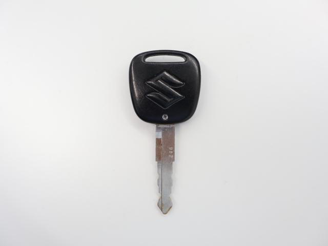 エブリイ ＰＣリミテッド　純ＳＷあり　社外ナビ　ハイルーフ　４ＷＤ　衝突軽減　パワーウィンドゥ　盗難警報装置　両側手動スライドドア　助手席エアバッグ　横滑り防止装置　運転席エアバッグ　リモコンキー　マニュアルエアコン　ＡＢＳ（27枚目）