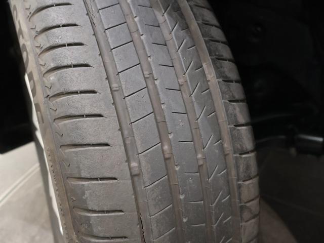 CR-V 20G 純ナビ Bカメ クルコン ETC HID リヤカメラ Wエアコン 地デジ USB DVD VSA オートクルーズコントロール 盗難防止システム 助手席エアバッグ AAC ナビTV スマキー ABS(27枚目)