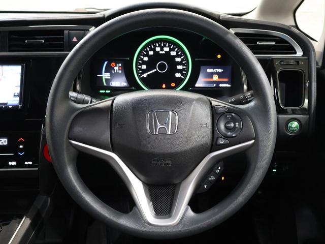 シャトル ハイブリッドホンダセンシング　外ナビ　Ｂカメ　スマキー　ＥＴＣ　前後障害物センサー　スマートキープッシュスタート　リヤカメラ　Ｄレコ　デュアルエアバッグ　横滑り防止　パワステ　オートライト　パワーウインドウ　キーレス　ＡＢＳ（5枚目）