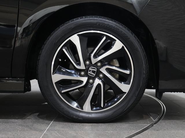 ステップワゴンスパーダ スパーダ・クールスピリットホンダセンシング　純正ナビ　バックカメラ　両側パワースライドドア　後席モニター　ＥＴＣ　ＬＥＤ　サイドエアバック　スマートキ　バックモニタ　Ｗエアコン　地ＴＶ　ナビ＆ＴＶ　三列シート　ＵＳＢ　助手席エアバッグ　ＡＡＣ（34枚目）