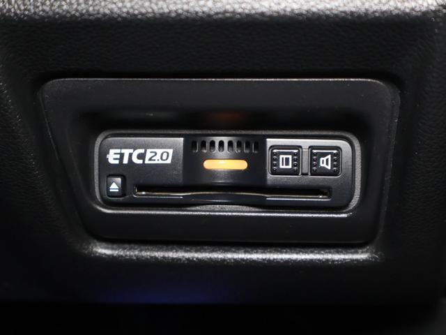 ステップワゴンスパーダ ｅ：ＨＥＶスパーダＧ・ＥＸホンダセンシング　純正ナビ　マルチビューカメラ　両側パワースライドドア　ＥＴＣ　ＬＥＤ　エアバック　Ｐアシスト　地デジ　クルコン　サイドエアバッグ　シ－トヒ－タ－　衝突軽減システム　スマキー　ＵＳＢ接続　ＡＢＳ　イモビ（16枚目）