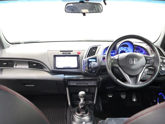 ＣＲ－Ｚ αマスターレーベル　６速ＭＴ　社外ナビ　バックカメラ　ＨＩＤ　フォグ　社外マフラー　ローダウン　Ｂカメラ　ナビ・ＴＶ　スマキー　ＥＴＣ　オートクルーズ　フルセグ　ＤＶＤ再生　アイストップ　キーフリーシステム　Ｗエアバッグ（6枚目）