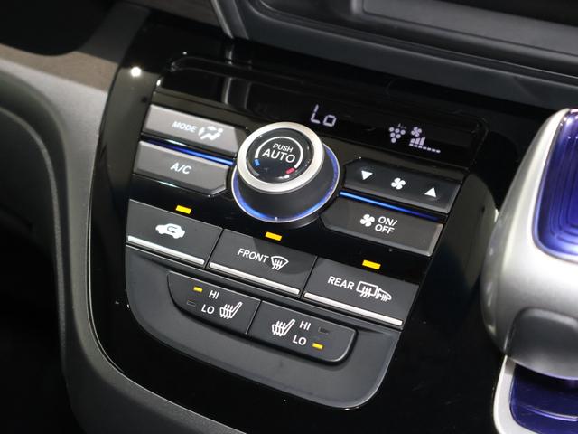 フリードハイブリッド ハイブリッド・Ｇホンダセンシング　雹損害　純正ナビ　バックカメラ　両側パワースライドドア　ＥＴＣ　ＬＥＤライト　フォグ　スマキー　衝突軽減システム　イモビライザー　シートＨ　クルコン　ＶＳＡ　サイドカーテンエアバック　ウォークスルー（10枚目）