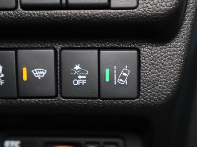 フリードハイブリッド ハイブリッド・Ｇホンダセンシング　雹損害　純正ナビ　バックカメラ　両側パワースライドドア　ＥＴＣ　ＬＥＤライト　フォグ　スマキー　衝突軽減システム　イモビライザー　シートＨ　クルコン　ＶＳＡ　サイドカーテンエアバック　ウォークスルー（14枚目）