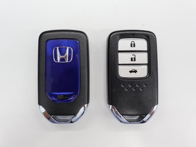 アコードハイブリッド ＥＸ　純正ナビ　バックカメラ　電動サンルーフ　クルコン　ＥＴＣ　ＬＥＤ　フォグ　リヤカメラ　盗難防止装置　パワーウィンドウ　地デジ　ＵＳＢ　ＤＶＤ再生　記録簿　シートヒーター　オートエアコン　ナビＴＶ（29枚目）