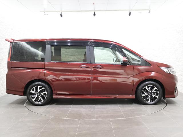 ステップワゴンスパーダ スパーダホンダセンシング　純正ナビ　バックカメラ　純正ドラレコ前後　両側パワースライドドア　後席モニター　盗難防止　助手席エアバッグ　Ｗパワスラ　記録簿有　リアオートエアコン　地デジ　ＬＥＤライト　横滑り防止システム　ＵＳＢ（30枚目）