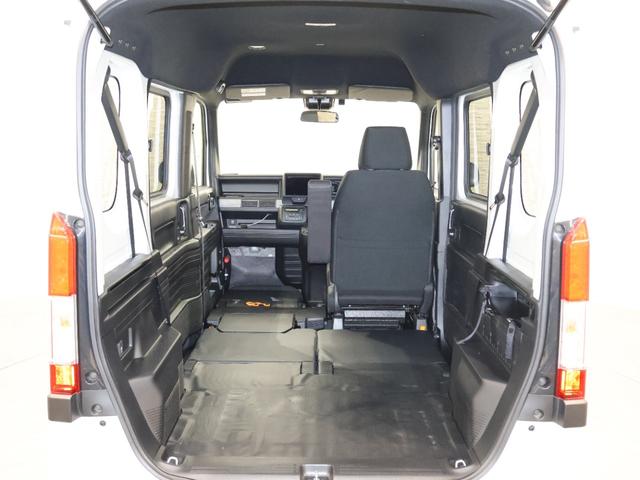 Ｎ－ＶＡＮ＋スタイル ファン　純正ディスプレイオーディオ　Ｈセンシング　ＥＴＣ　ＬＥＤライト　追突軽減ブレーキ　キーフリー　ＷＳＲＳ　ＬＥＤヘッドランプ　ＵＳＢポート　運転席エアバッグ　スマートキー　クルーズコントロール　ＰＳ（17枚目）