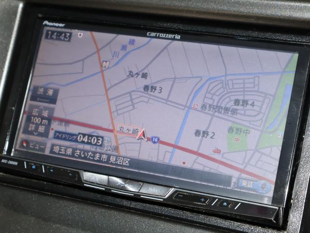 フィットハイブリッド ＲＳ　社外ナビ　フルセグ　ＥＴＣ　ＨＩＤ　盗難防止　パワーウィンドウ　オートクルーズ　キーフリー　ローダウン　ＳＲＳ　エアコン　ナビＴＶ　パワーステアリング　ＤＶＤ再生　ｉストップ　ＡＢＳ　横滑り防止機能（5枚目）