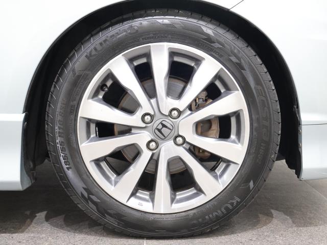 フィットハイブリッド ＲＳ　社外ナビ　フルセグ　ＥＴＣ　ＨＩＤ　盗難防止　パワーウィンドウ　オートクルーズ　キーフリー　ローダウン　ＳＲＳ　エアコン　ナビＴＶ　パワーステアリング　ＤＶＤ再生　ｉストップ　ＡＢＳ　横滑り防止機能（27枚目）