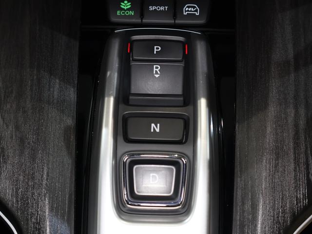 クラリティPHEV EX 純正ナビ バックカメラ シートヒーター ETC LEDライト Bカメラ フルセグ USB接続 LEDヘッドライト パワーシート キーフリー クルーズコントロール フルオートエアコン 衝突軽減ブレーキ(7枚目)