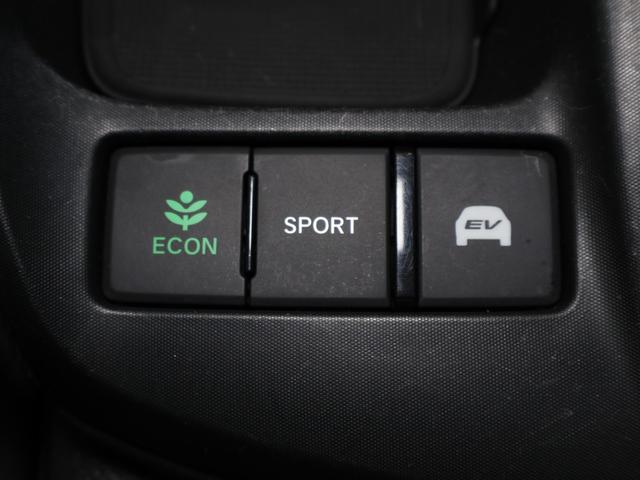 インサイト ＥＸ　純正ナビ　パーキングセンサー　ブラスポ　ＥＴＣ　ＬＥＤライト　フォグ　ソナー　衝突軽減　ＡＢＳ　前席シートヒーター　オ－トエアコン　ナビＴＶ　パワーウィンドウ　スマキー　クルコン　ＰＷシート　ＶＳＡ（10枚目）