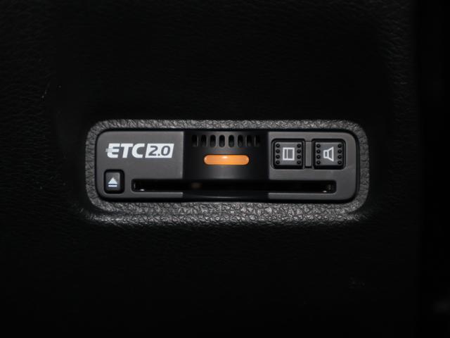 インサイト ＥＸ　純正ナビ　パーキングセンサー　ブラスポ　ＥＴＣ　ＬＥＤライト　フォグ　ソナー　衝突軽減　ＡＢＳ　前席シートヒーター　オ－トエアコン　ナビＴＶ　パワーウィンドウ　スマキー　クルコン　ＰＷシート　ＶＳＡ（13枚目）