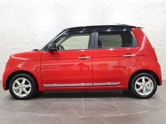 このお車はホンダ純正光脱臭・抗菌加工を納車前に致します。光触媒消臭は光触媒と銀イオンにより消臭とウイルス除菌や抗菌効果のダブル効果で車内を快適に保ちます。