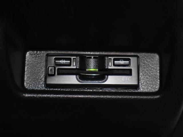 アルト F 純正オーディオ 軽減ブレーキ パーキングセンサー ETC ハロゲンライト セキュリティ 記録簿付き ダブルエアバック キーレスエントリーシステム 横滑防止 パワステ 運転席エアバッグ AC ABS(8枚目)