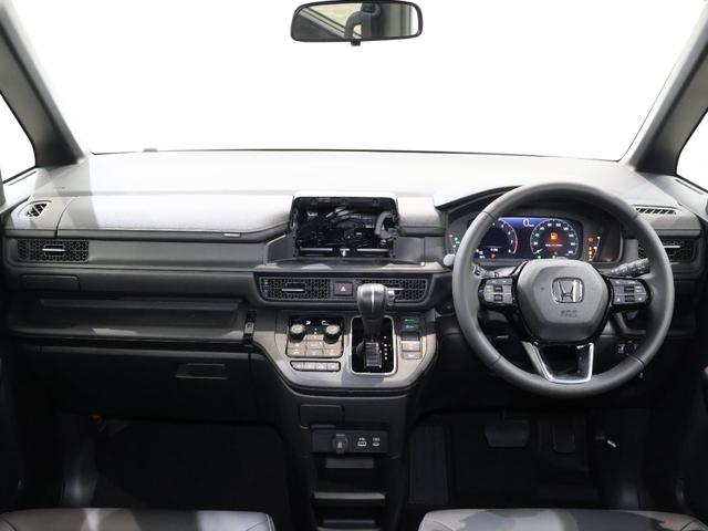 ステップワゴン スパーダ　両ＰＳＤ　Ｐテールゲート　オットマン　キーレスエントリー　両側Ｐスライドドア　ターボ車　パワーステアリング　オートエアコン　サイドカーテンエアバック　Ａクルーズ　記録簿　盗難防止装置　横滑り防止装置（5枚目）