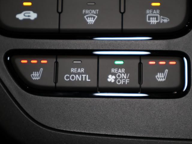 ステップワゴン スパーダ　両ＰＳＤ　Ｐテールゲート　オットマン　キーレスエントリー　両側Ｐスライドドア　ターボ車　パワーステアリング　オートエアコン　サイドカーテンエアバック　Ａクルーズ　記録簿　盗難防止装置　横滑り防止装置（8枚目）