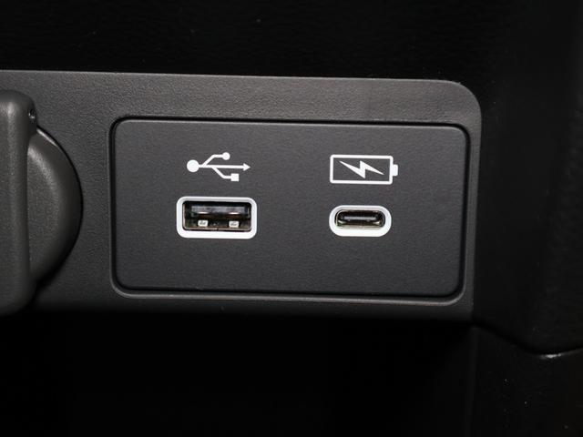 ステップワゴン スパーダ　両ＰＳＤ　Ｐテールゲート　オットマン　キーレスエントリー　両側Ｐスライドドア　ターボ車　パワーステアリング　オートエアコン　サイドカーテンエアバック　Ａクルーズ　記録簿　盗難防止装置　横滑り防止装置（14枚目）