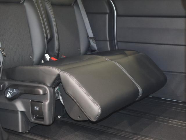 ステップワゴン スパーダ　両ＰＳＤ　Ｐテールゲート　オットマン　キーレスエントリー　両側Ｐスライドドア　ターボ車　パワーステアリング　オートエアコン　サイドカーテンエアバック　Ａクルーズ　記録簿　盗難防止装置　横滑り防止装置（19枚目）