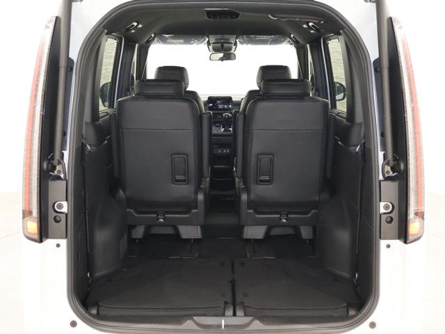 ステップワゴン スパーダ　両ＰＳＤ　Ｐテールゲート　オットマン　キーレスエントリー　両側Ｐスライドドア　ターボ車　パワーステアリング　オートエアコン　サイドカーテンエアバック　Ａクルーズ　記録簿　盗難防止装置　横滑り防止装置（27枚目）