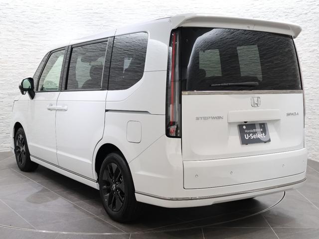 ステップワゴン スパーダ　両ＰＳＤ　Ｐテールゲート　オットマン　キーレスエントリー　両側Ｐスライドドア　ターボ車　パワーステアリング　オートエアコン　サイドカーテンエアバック　Ａクルーズ　記録簿　盗難防止装置　横滑り防止装置（33枚目）