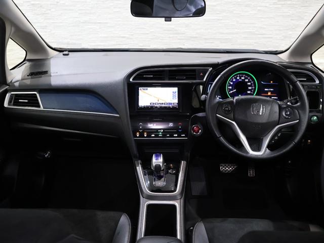 シャトル ハイブリッドX 社外ナビ フルセグ Bカメラ ドラレコ USB接続 ナビ&TV スマ-トキ- DVD再生可能 LEDヘッドランプ サイドカーテンエアバック ドライブレコーダ オートクルーズ リアカメラ 横滑り防止機能(4枚目)