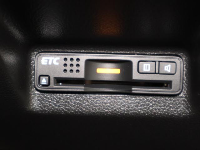 シャトル ハイブリッドX 社外ナビ フルセグ Bカメラ ドラレコ USB接続 ナビ&TV スマ-トキ- DVD再生可能 LEDヘッドランプ サイドカーテンエアバック ドライブレコーダ オートクルーズ リアカメラ 横滑り防止機能(10枚目)