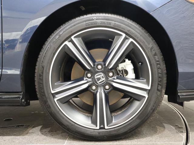 アコード ｅ：ＨＥＶ　純正コネクトナビ　マルチビューカメラ　フルセグＴＶ　Ｂｌｕｅｔｈｏｏｔｈ　ＵＳＢ　グーグルアシスタント　ホンダセンシング　スマホ充電　ＥＴＣ２．０　パドルシフト　レザーシート　パワーシート　ＡＢＳ（29枚目）