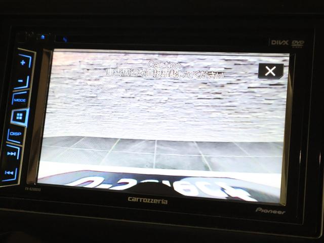 ステップワゴン Gホンダセンシング車いす仕様車3列目乗車タイプ 電動ウインチベルト 電動サイドステップ 社外ディスプレイオーディオ バックカメラ 両側パワースライドドア ETC LEDライト 福祉車両 LEDヘッド 追突軽減ブレーキ USB(6枚目)