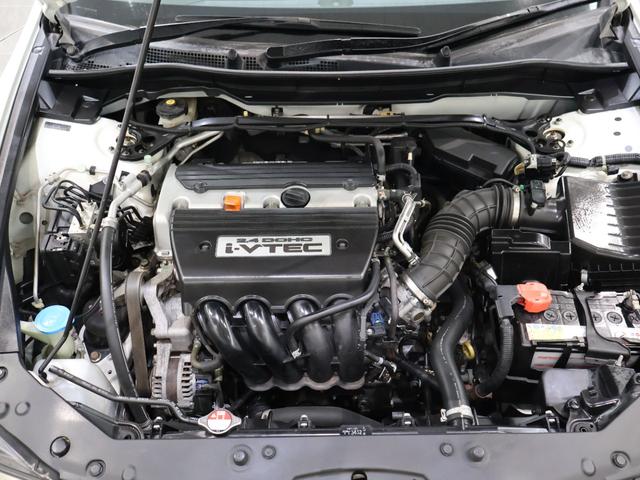 アコードツアラー ２４ＴＬ　純正ナビ　バックカメラ　電動サンルーフ　パワーテールゲート　本革シート　クルコン　パーキングセンサー　シートヒーター　ＥＴＣ　ＨＩＤライト　フォグ　電動シート　ＨＤＤナビ　エアバッグ　レザーシート（30枚目）