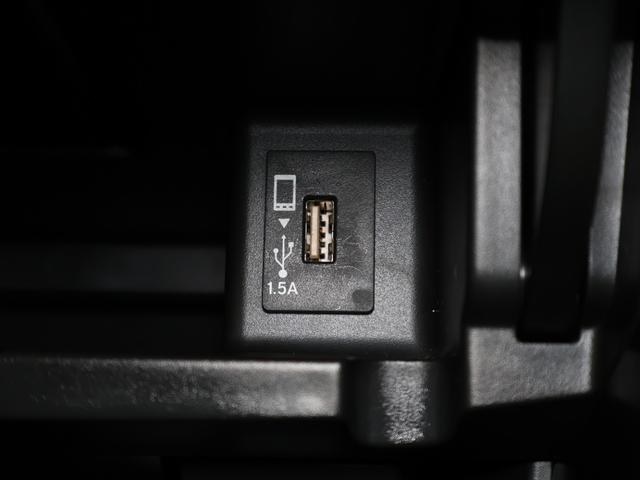 アコードハイブリッド ＥＸ　純正ナビ　サイドカメラ　電動サンルーフ　バックモニター　Ｐシート　Ｐセンサー　サイドカーテンエアバック　サイドモニター　記録簿　ナビＴＶ　ＬＥＤヘッド　フルセグテレビ　ＤＶＤ再生可能　スマキー　ＵＳＢ（12枚目）