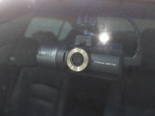 アコードハイブリッド ＥＸ　純正ナビ　サイドカメラ　電動サンルーフ　バックモニター　Ｐシート　Ｐセンサー　サイドカーテンエアバック　サイドモニター　記録簿　ナビＴＶ　ＬＥＤヘッド　フルセグテレビ　ＤＶＤ再生可能　スマキー　ＵＳＢ（14枚目）