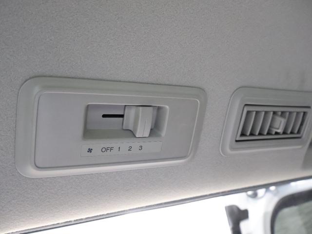 ステップワゴンスパーダ e:HEVスパーダGホンダセンシング 純正ナビ バックカメラ ドラレコ ルーフキャリア ETC LEDライト フォグ ドライブレコーダ セキュリティアラーム 横滑り防止装置 クルーズコントロール Bカメラ USB接続 フルセグ ナビ&TV(10枚目)