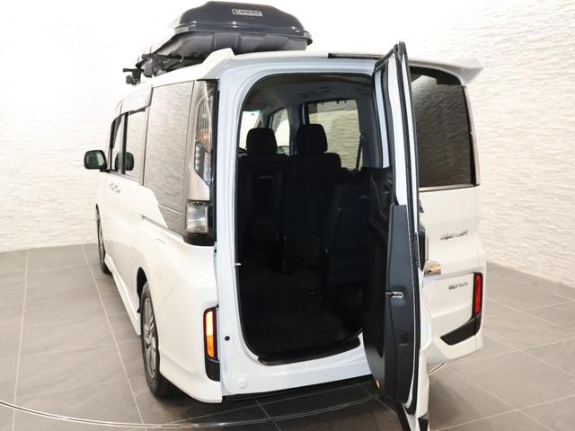 ステップワゴンスパーダ e:HEVスパーダGホンダセンシング 純正ナビ バックカメラ ドラレコ ルーフキャリア ETC LEDライト フォグ ドライブレコーダ セキュリティアラーム 横滑り防止装置 クルーズコントロール Bカメラ USB接続 フルセグ ナビ&TV(23枚目)