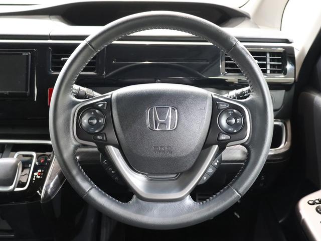 ステップワゴンスパーダ ｅ：ＨＥＶスパーダＧホンダセンシング　社外ナビ　バックカメラ　両側パワースライドドア　フリップダウン　ＥＴＣ　ＬＥＤライト　フォグ　セキュリティアラーム　横滑り防止装置　クルーズコントロール　フルセグ　ＤＶＤ再生可能　ナビ＆ＴＶ　キーレス（6枚目）
