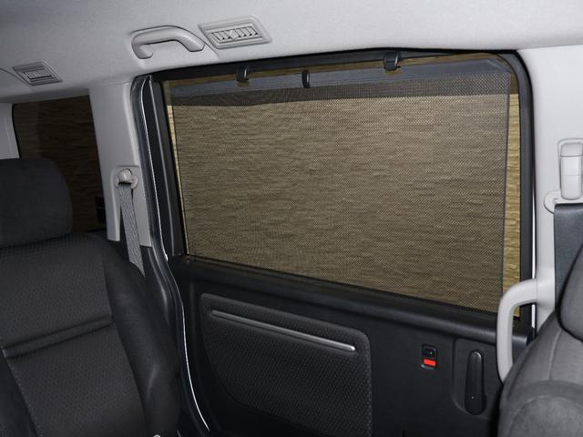 ステップワゴンスパーダ ｅ：ＨＥＶスパーダＧホンダセンシング　社外ナビ　バックカメラ　両側パワースライドドア　フリップダウン　ＥＴＣ　ＬＥＤライト　フォグ　セキュリティアラーム　横滑り防止装置　クルーズコントロール　フルセグ　ＤＶＤ再生可能　ナビ＆ＴＶ　キーレス（19枚目）