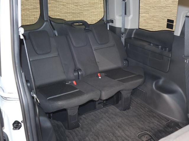 ステップワゴンスパーダ ｅ：ＨＥＶスパーダＧホンダセンシング　社外ナビ　バックカメラ　両側パワースライドドア　フリップダウン　ＥＴＣ　ＬＥＤライト　フォグ　セキュリティアラーム　横滑り防止装置　クルーズコントロール　フルセグ　ＤＶＤ再生可能　ナビ＆ＴＶ　キーレス（20枚目）