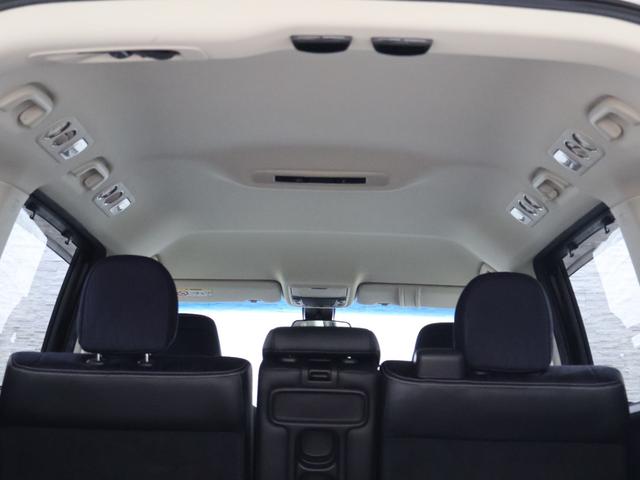 オデッセイ アブソルート・アドバンス　純正ナビ　マルチビューカメラ　両側パワースライドドア　パーキングセンサー　パーキングアシスト　ＥＴＣ　ＬＥＤライト　フォグ　衝突軽減装置　ＵＳＢ　パワーシート　バックカメラ　ＤＶＤ再生　ＬＥＤヘッド（19枚目）