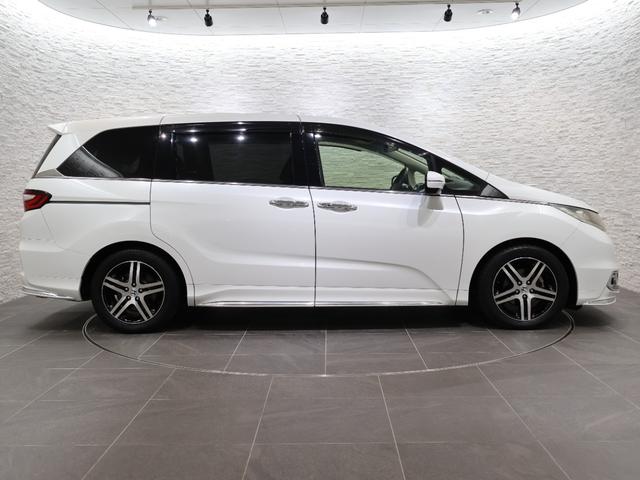 オデッセイ アブソルート・アドバンス　純正ナビ　マルチビューカメラ　両側パワースライドドア　パーキングセンサー　パーキングアシスト　ＥＴＣ　ＬＥＤライト　フォグ　衝突軽減装置　ＵＳＢ　パワーシート　バックカメラ　ＤＶＤ再生　ＬＥＤヘッド（22枚目）